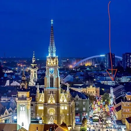 شقة Republic Square - With Garage